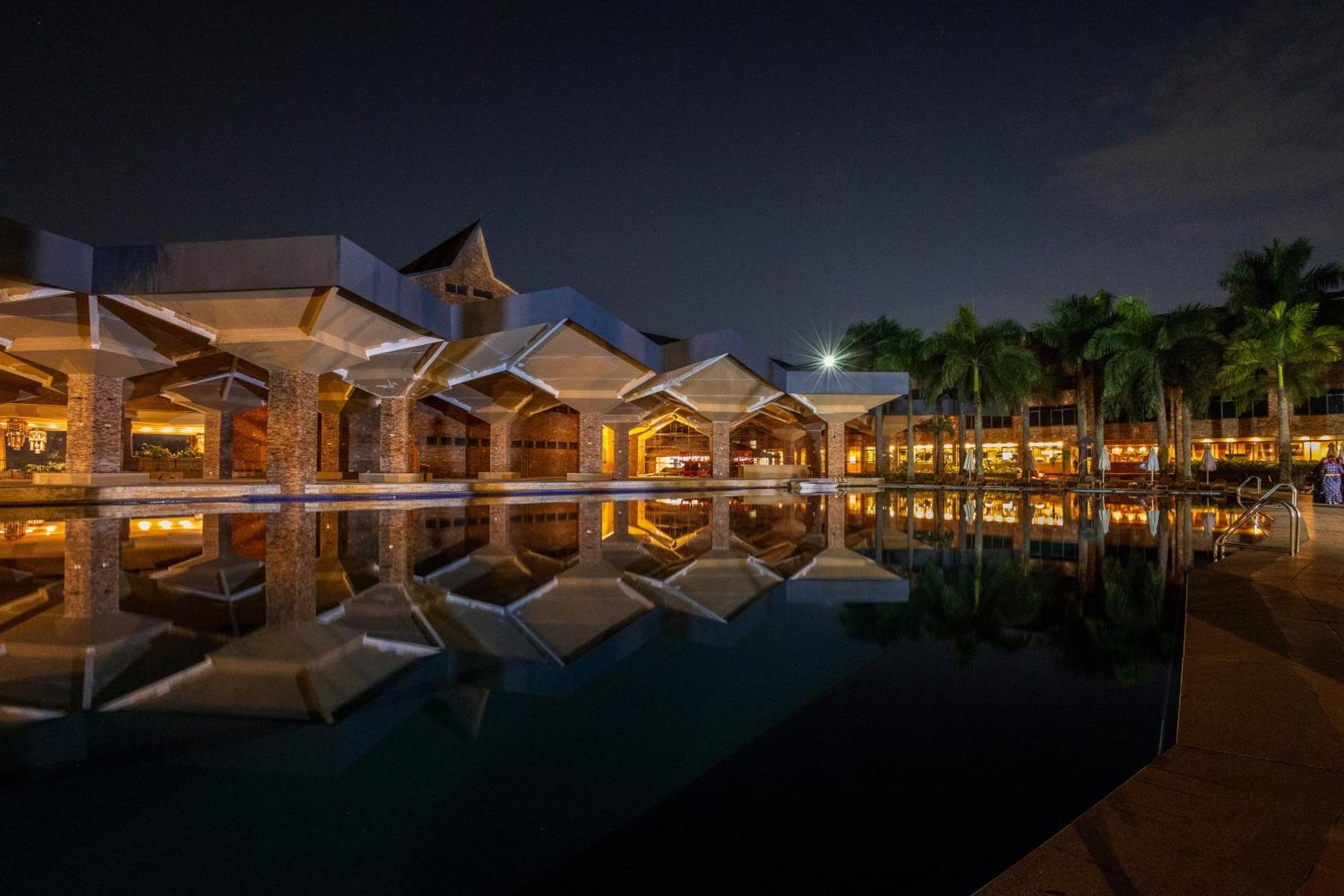 Speke Resort And Conference Center Kampala Exterior foto